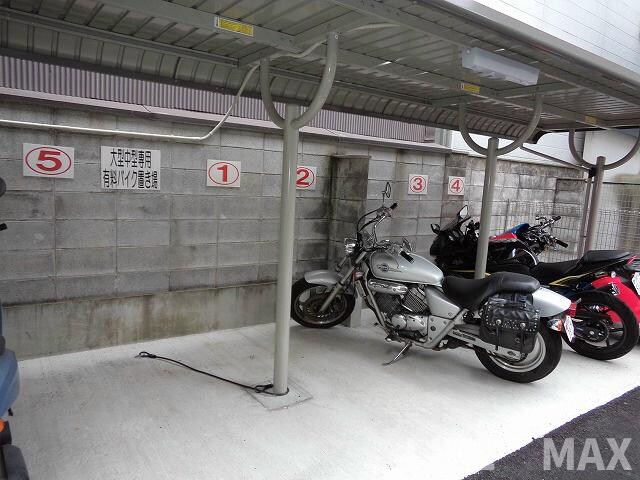 物件内観写真20　(大型バイク置き場♪)