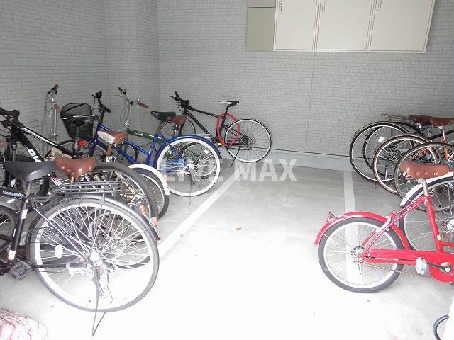物件内観写真24　(駐輪場♪)