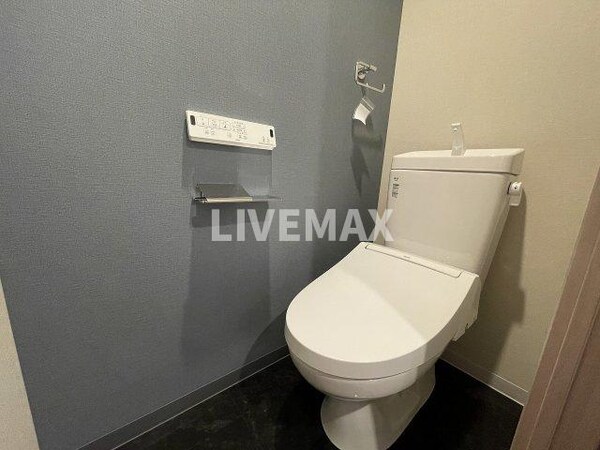 トイレ(※写真は別部屋の物になります)