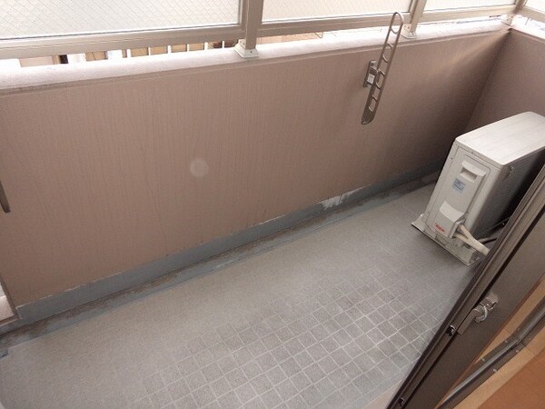 バルコニー(別号室参考写真)