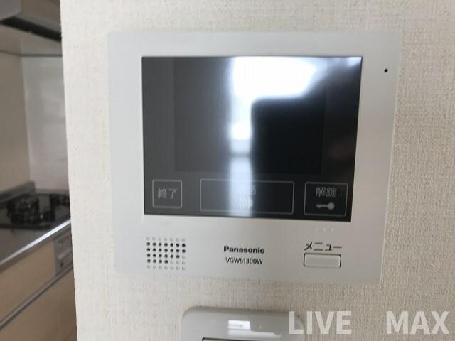 物件内観写真16　(モニター付きインターホン♪)