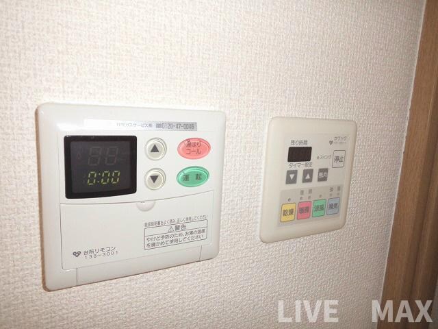 物件内観写真18　(浴室換気乾燥機♪)