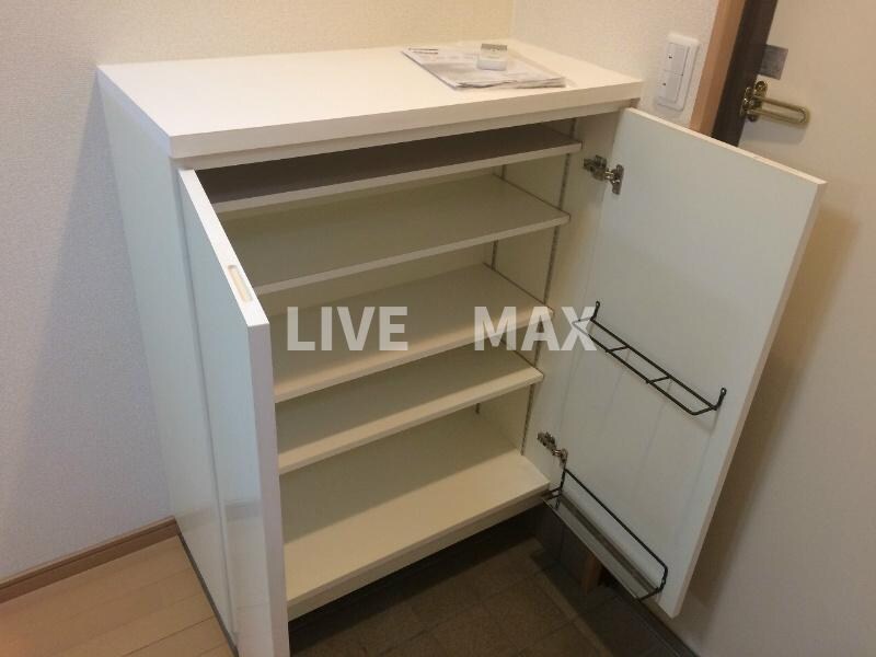 物件内観写真15　(シューズボックス)