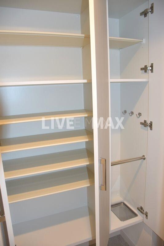 物件内観写真15　(シューズボックス)