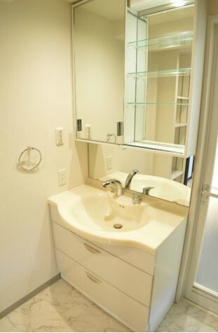 物件内観写真9　(※別部屋のお写真になります)