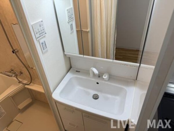 洗面・脱衣所(独立洗面所♪)