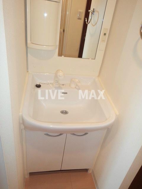 物件内観写真19　(独立型洗面所♪)