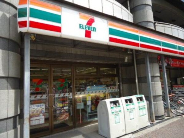 周辺環境(セブンイレブン 京都烏丸高辻店（424m）)