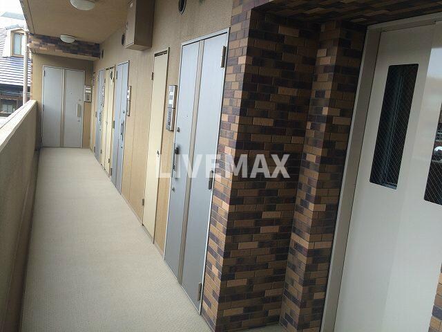 物件内観写真27　(部屋前廊下)