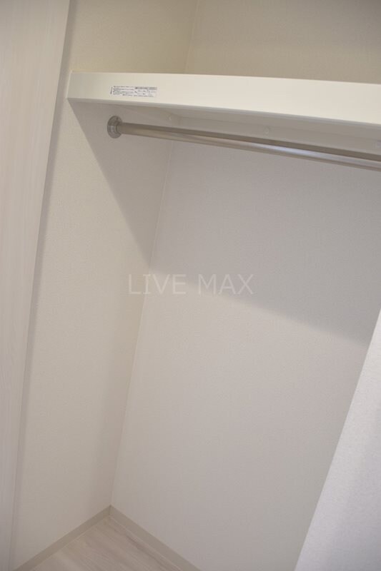 物件内観写真12　(クローゼット)