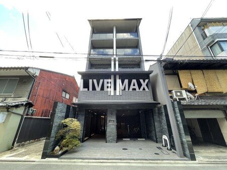 フォレスト油小路四条外観写真