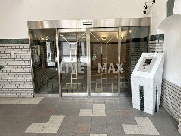 ロビー・ラウンジ
