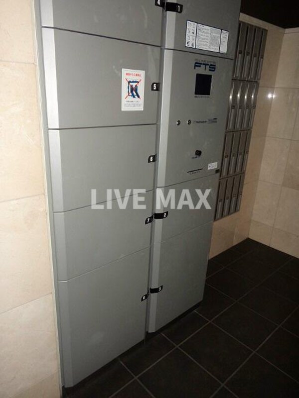 その他(宅配ボックス♪)