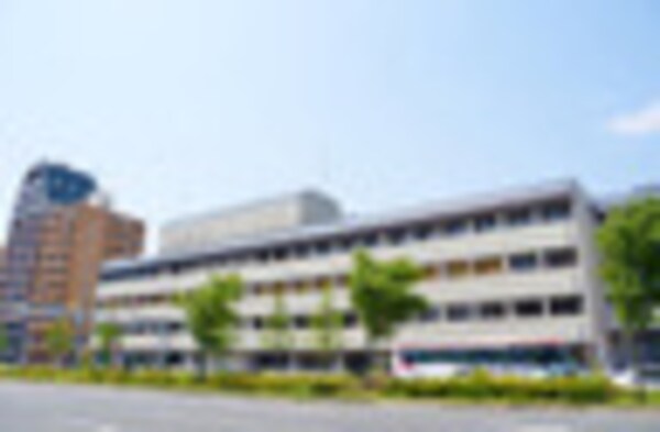 周辺環境(中京区役所 58m)