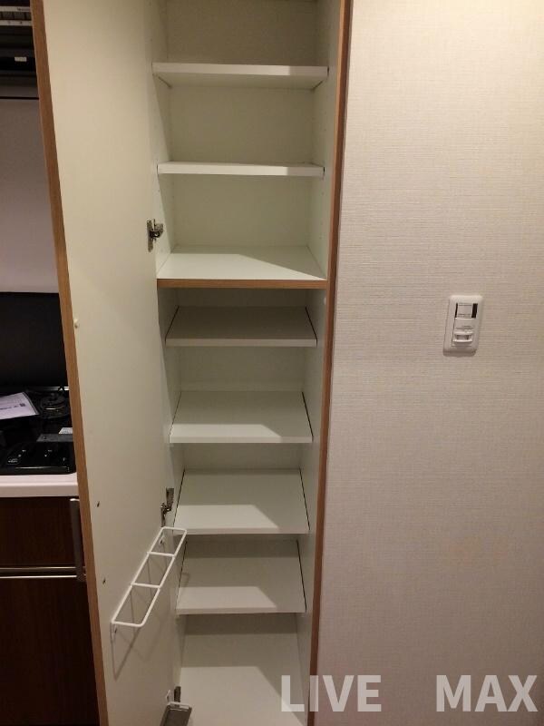 物件内観写真26　(シューズボックス)