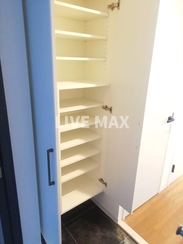 物件内観写真16　(シューズボックス)