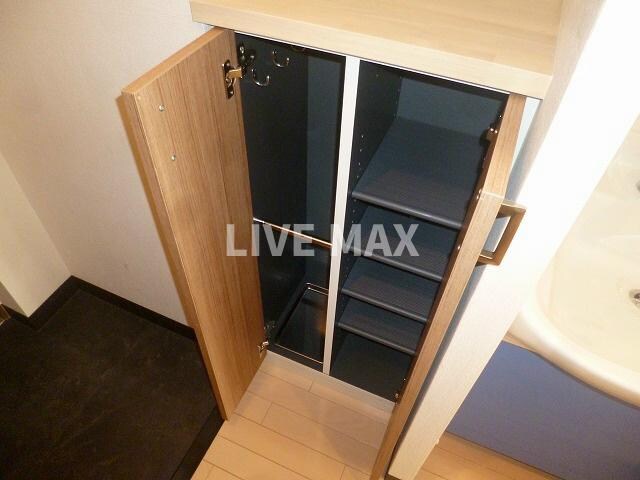 物件内観写真16　(シューズボックス)