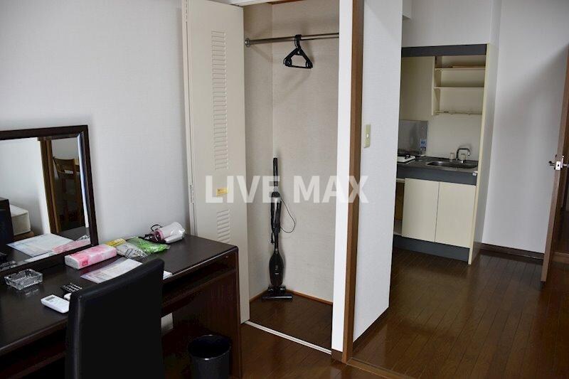 物件内観写真11　(※別号室参考写真)