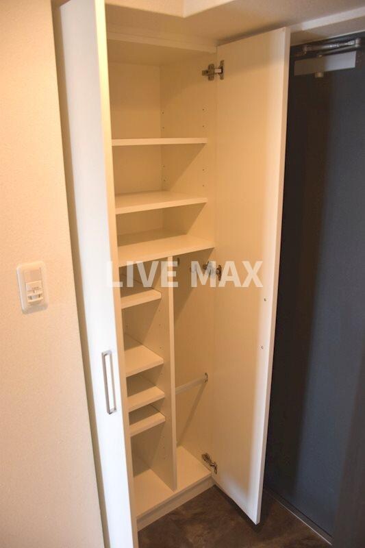 物件内観写真11　(シューズボックス)