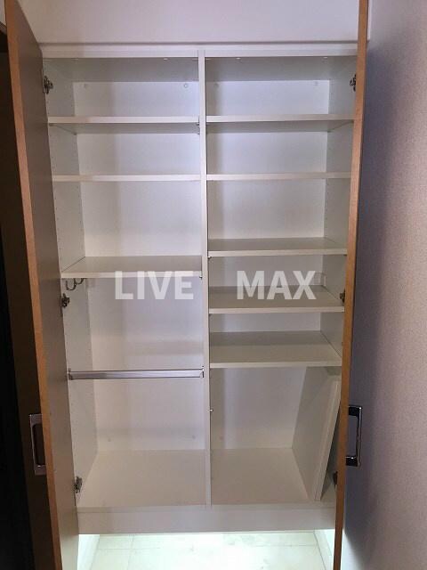 物件内観写真15　(シューズボックス)