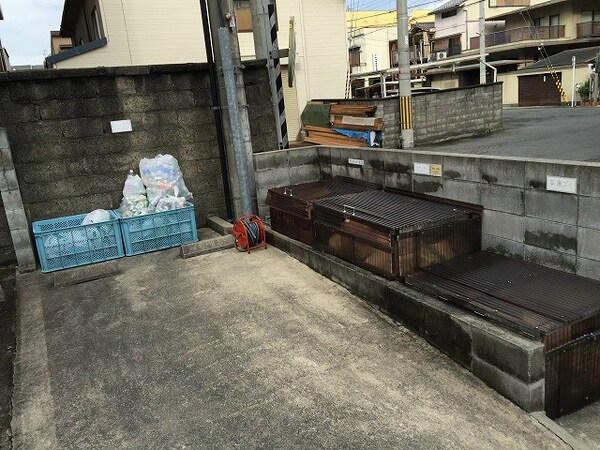 建物設備(ゴミ捨て場)