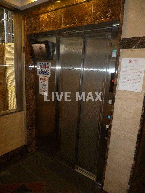 物件内観写真28　(モニター付きエレベーター♪)