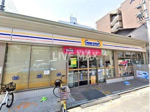物件外観写真4　(ミニストップ 京都室町通万寿寺店（217m）)