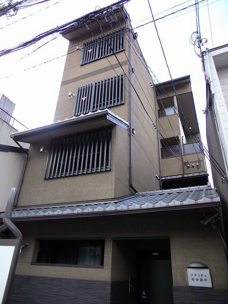 フラッティ西本願寺外観写真