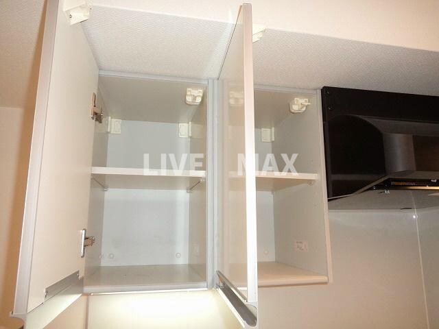 物件内観写真18　(キッチン収納♪※別部屋の写真になります)