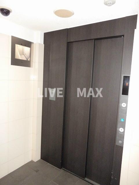 物件内観写真29　(TV付きエレベーター♪)