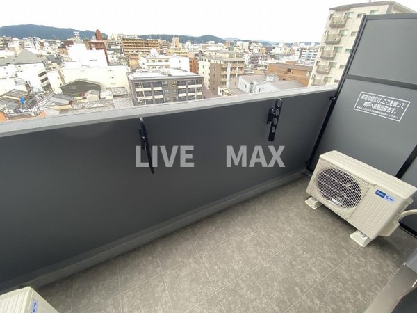 バルコニー(※イメージになりますので色味が異なる場合がございます)