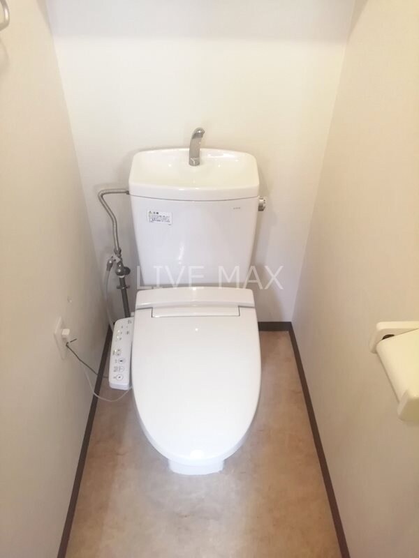 物件内観写真10　(ウォシュレット付き)