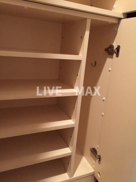 物件内観写真14　(シューズボックス)