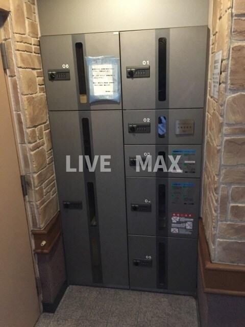 物件内観写真16　(宅配ボックス)