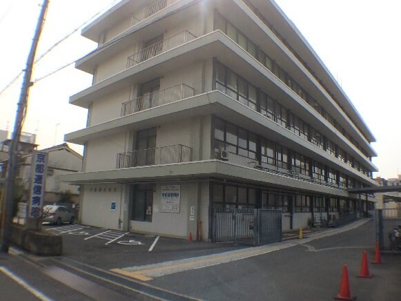 物件外観写真3　(京都逓信病院（354m）)