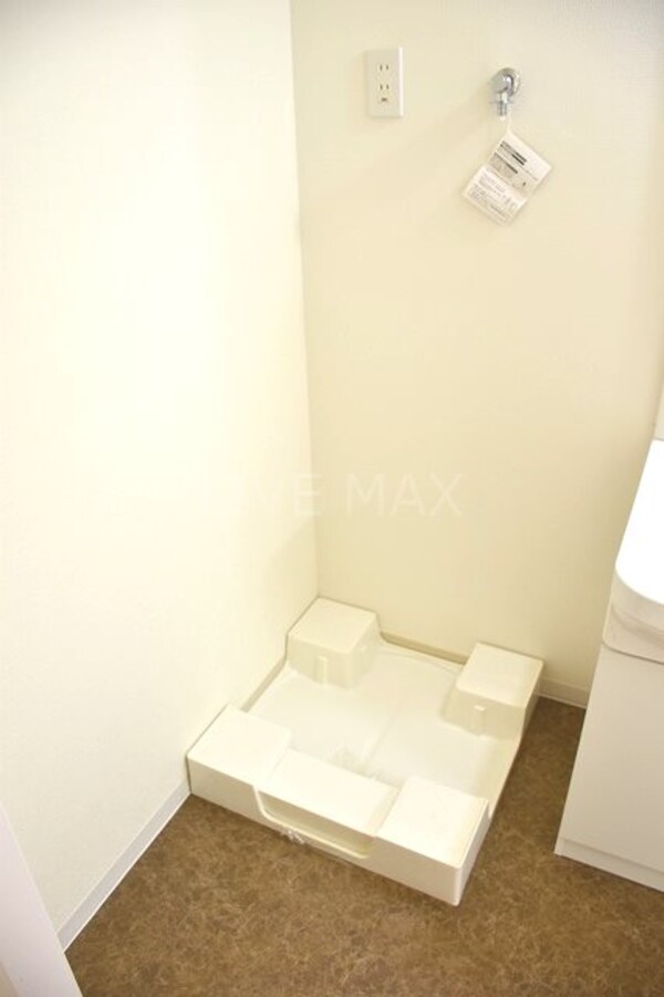 建物設備(洗濯機置き場)