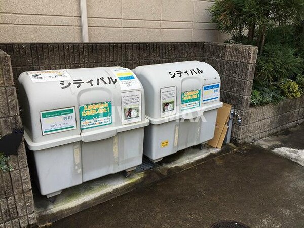 建物設備(ゴミ捨て場)