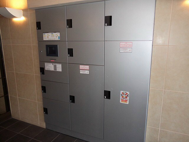 物件内観写真28　(宅配BOX♪)