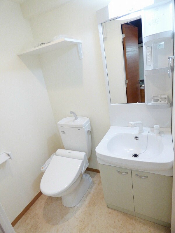 物件内観写真17　(脱衣場)