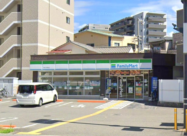 ファミリーマート西淀川野里店