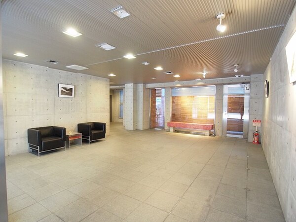 ロビー・ラウンジ