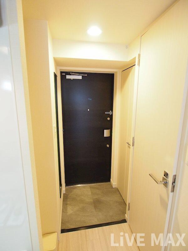 玄関(同施工会社の同仕様写真です。)