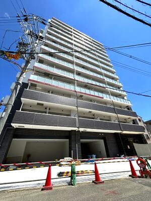 セレニテ十三ミラク外観写真