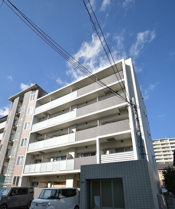 LaCASA江坂の物件外観写真