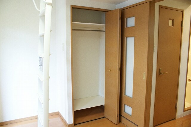 物件内観写真11　(クローゼット)