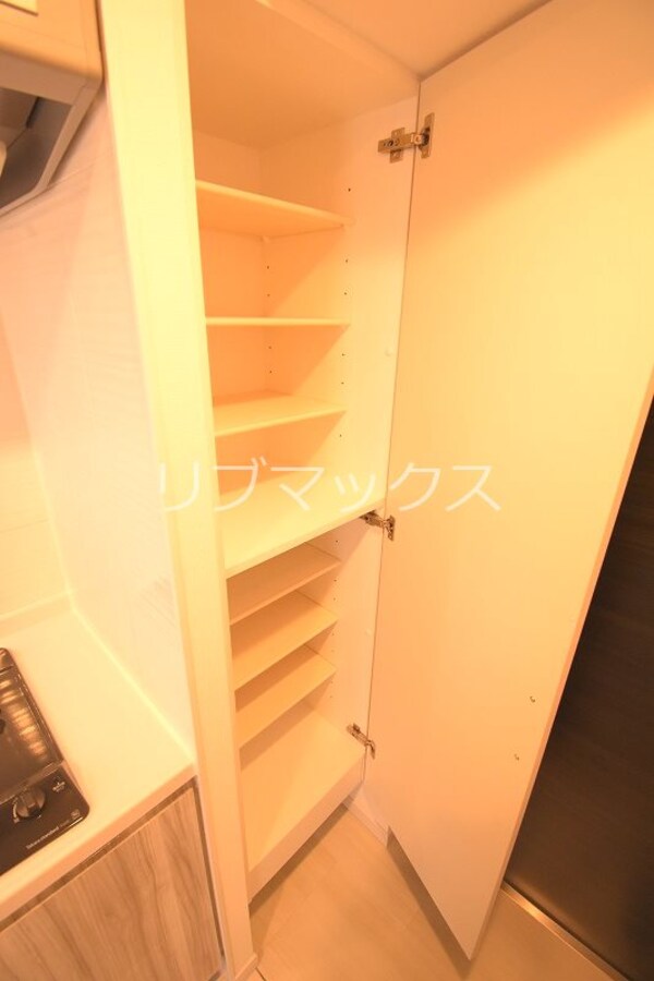 収納