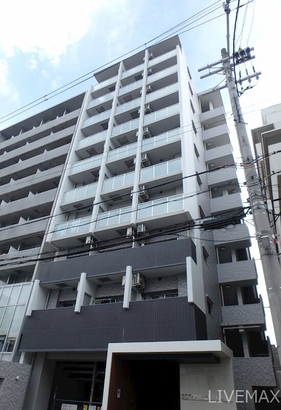 エストーネ江坂の物件外観写真