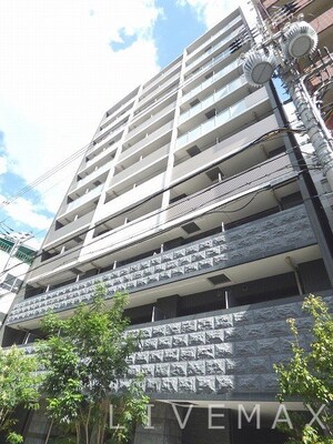 プレサンス南森町駅前外観写真