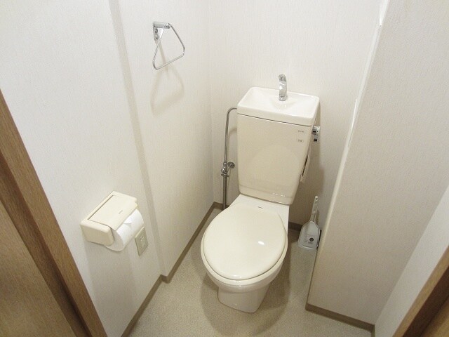 物件内観写真17　(トイレ)