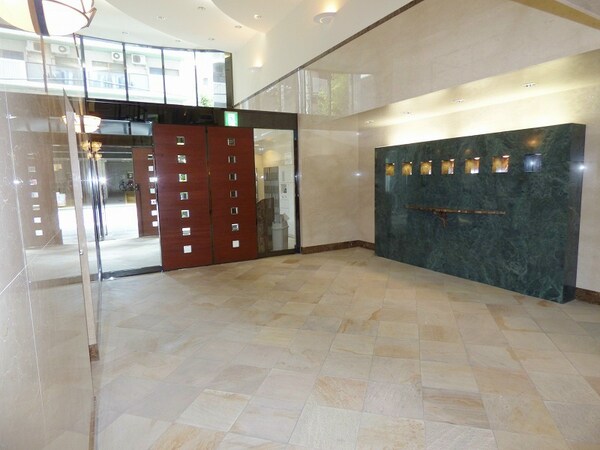 ロビー・ラウンジ